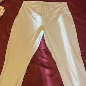 Lululemon Women’s Full Length Yoga Pants